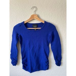 🔵Cynthia Rowley 100% Merino wool sweater
